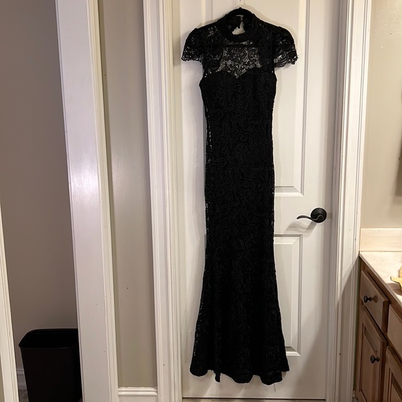 Dresses & Skirts - Backless Formal Black Lace Gown
